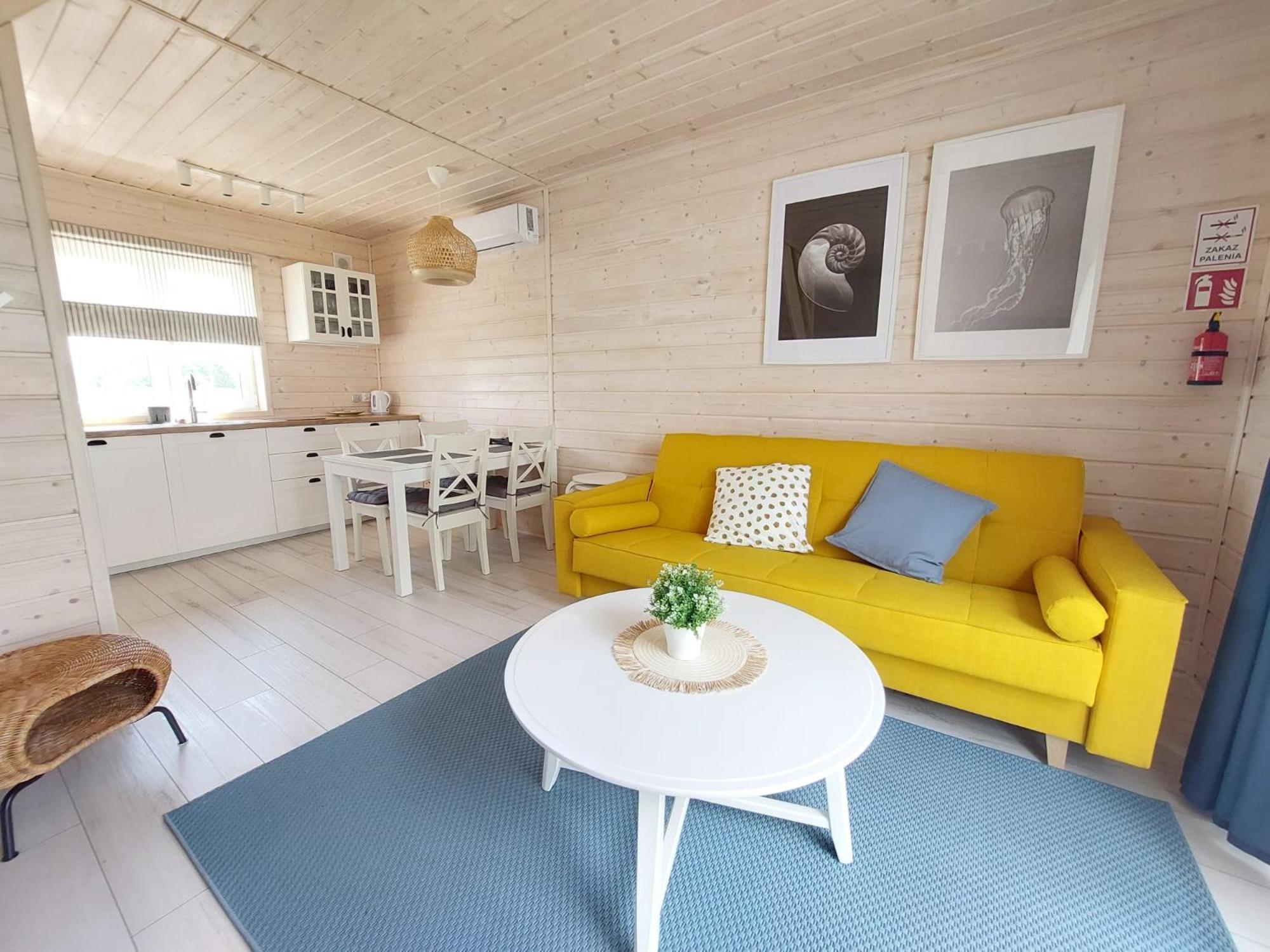 Destino Wakacyjne Domki-Dwa Podgrzewane Baseny-Drink Bar Mielno  Exteriör bild